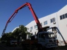 紅古混凝土車出租與工業(yè)機器人制造的協(xié)同發(fā)展